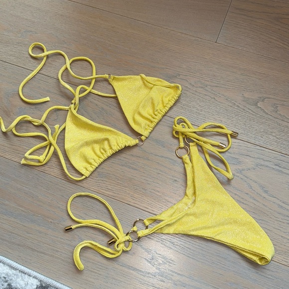 Bikini Top & Bottom - Shiny Yellow - Picture 1 of 3